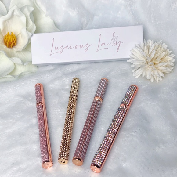 Eyelash glue pen - Picture 1 of 1